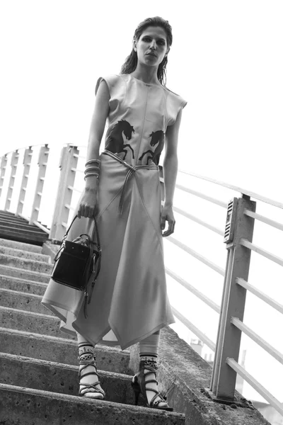 Look 43